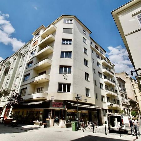 Premium Apartment By Hi5-Vaci Str. 3 Bedroom บูดาเปสต์ ภายนอก รูปภาพ